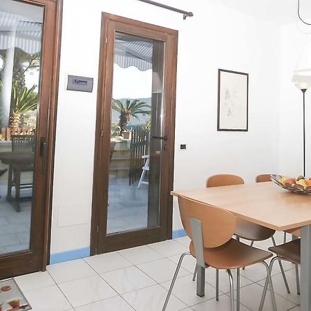 Il Porto Trilocale Nr.7 Apartment Porto Azzurro Exterior foto