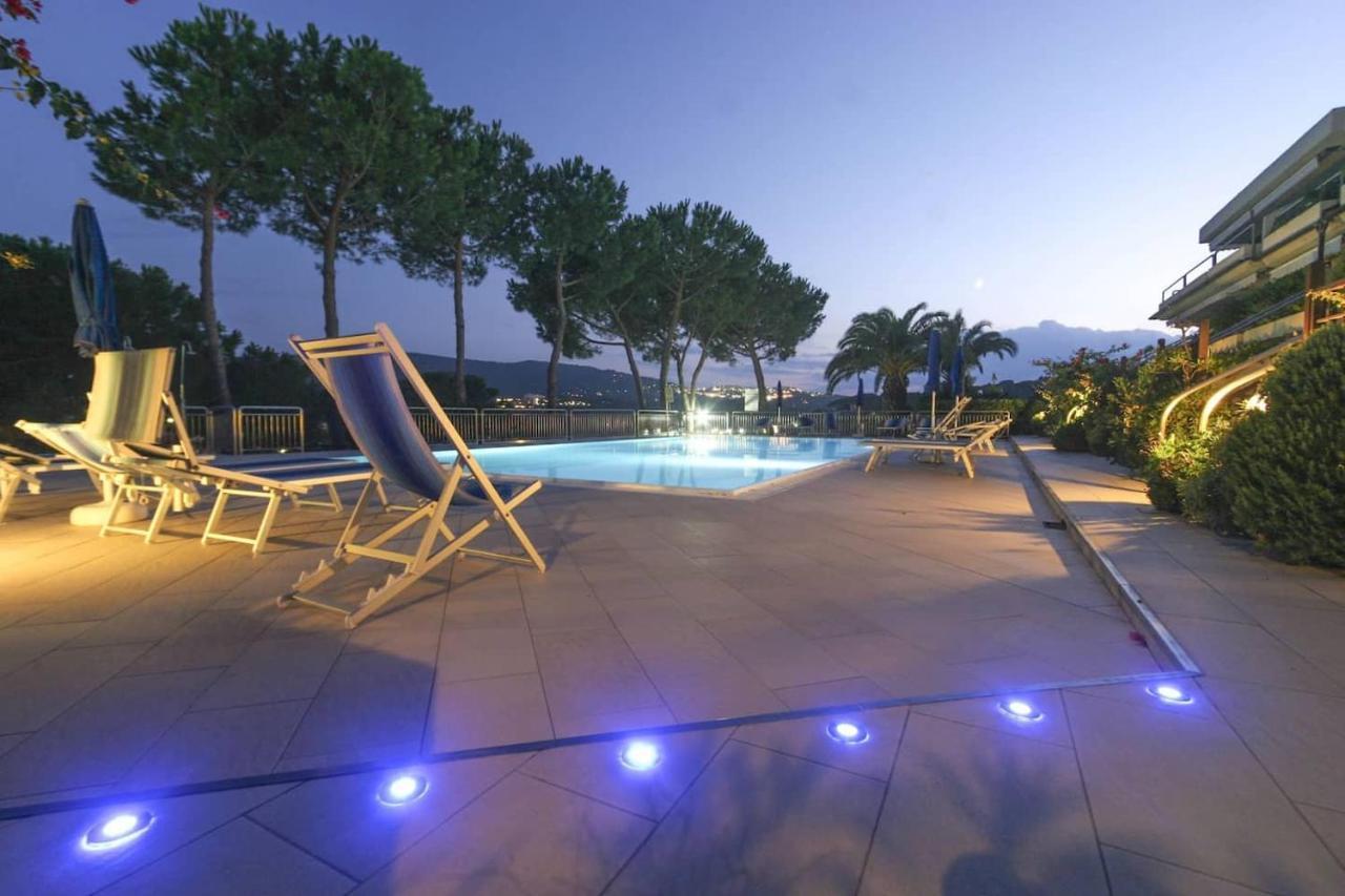 Il Porto Trilocale Nr.7 Apartment Porto Azzurro Exterior foto
