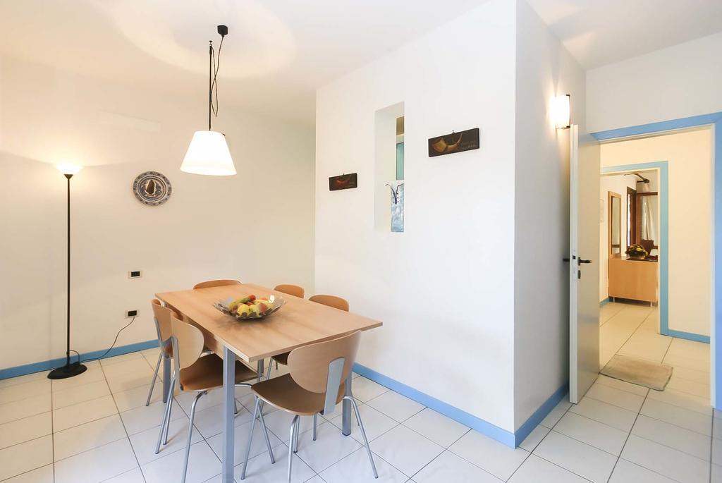 Il Porto Trilocale Nr.7 Apartment Porto Azzurro Exterior foto